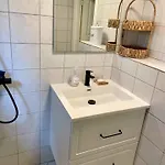 Casa vacanze Charming Townhome Near And Square