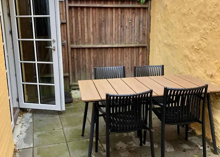 Charming Townhome Near And Square * Ærøskøbing